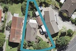 10 Downing Street, Glenfield, Auckland