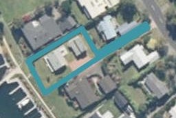 36 Marina Terrace, Kinloch, Taupō