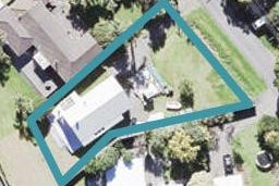 15 Foster Avenue, Huia, Auckland