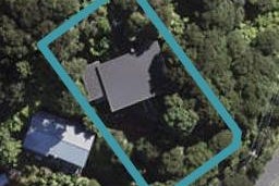 24 Crescent Road West, Ostend, Waiheke Island