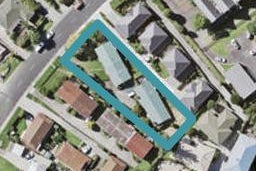 4/44 Moore Street, Howick, Auckland