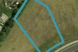 18 Stace Hopper Drive, One Tree Point