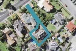 9A Shelly Beach Parade, Cockle Bay, Auckland