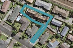 2/17 Septimus Place, Henderson, Auckland