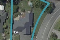 8 Alderson Avenue, Hillsborough, Christchurch
