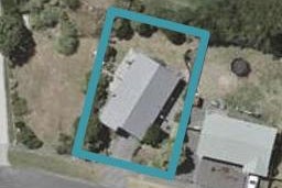 18 Karaka Street, Otaki Beach, Otaki