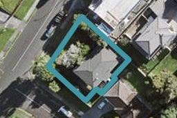 8 Commodore Drive, Lynfield, Auckland