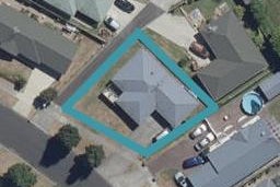 24 Catalina Drive, Melville, Hamilton