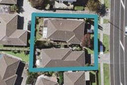 2/69 Aviemore Drive, Highland Park, Auckland