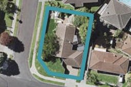 1 Woodview Rise, Botany Downs, Auckland