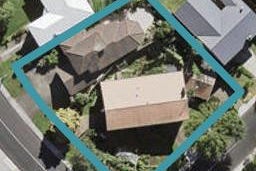 2/45 Holland Road, Hillcrest, Auckland