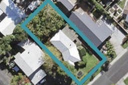 11 Mountbatten Avenue, Hillcrest, Auckland
