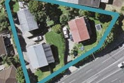 2/452 East Coast Road, Windsor Park, Auckland