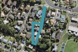 2/69A Chivalry Road, Glenfield, Auckland