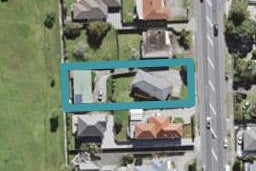 1/246 Te Atatu Road, Te Atatu South, Auckland