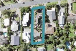 2/10 Sandown Road, Rothesay Bay, Auckland