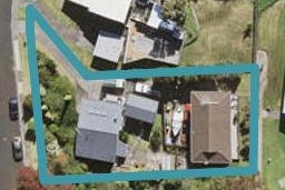 1/11 Nutsey Avenue, Northcote, Auckland