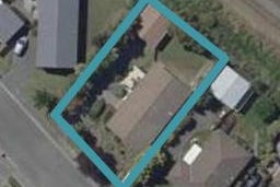 21 Warner Place, Heathcote Valley, Christchurch