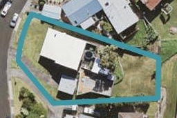 15 Nutsey Avenue, Northcote, Auckland
