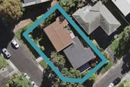 1/2 Northwick Place, Hillcrest, Auckland