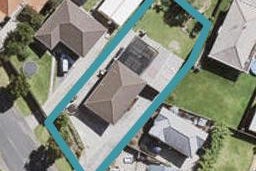 37 Farwood Drive, Henderson, Auckland