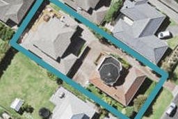 1/12 Folkestone Street, Murrays Bay, Auckland