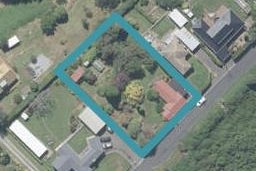 12 Downes Road, Roseneath, Port Chalmers