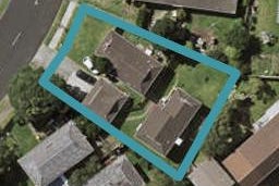 2/49 Charntay Avenue, Clover Park, Auckland