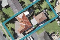 2/176 Pigeon Mountain Road, Half Moon Bay, Auckland