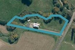 96 White Road, Otane