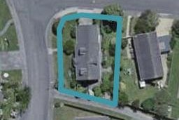 48 Dominica Crescent, Grenada Village, Wellington