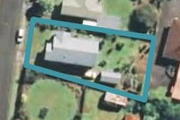 2 Fairbank Avenue, Stratford
