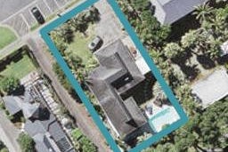 17 The Esplanade, Campbells Bay, Auckland