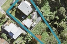 14 Okura River Road, Albany