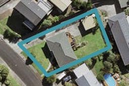34 Deuxberry Avenue, Northcote, Auckland