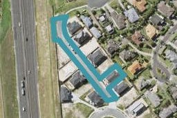 4 Coxton Lane, Pinehill, Auckland
