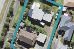 2/92 Triangle Road, Massey, Auckland