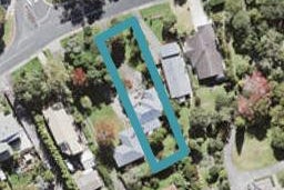 92 Cliff View Drive, Green Bay, Auckland