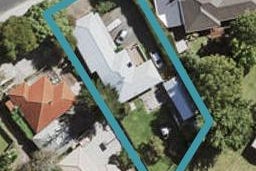 2 Sturges Road, Henderson, Auckland