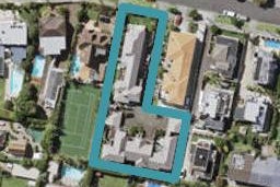 2/33 Ronaki Road, Mission Bay, Auckland
