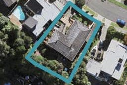 8 Heaton Grove, Chatswood, Auckland