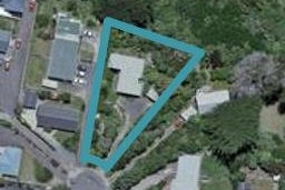 20 Warrington Grove, Newlands, Wellington