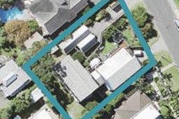 2/4 Bournemouth Terrace, Murrays Bay, Auckland