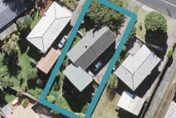 92 Lantana Road, Green Bay, Auckland