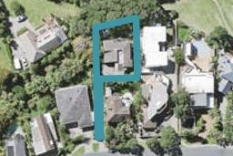 10 Whitby Crescent, Mairangi Bay, Auckland