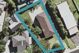 2/10 Shanaway Rise, Hillcrest, Auckland