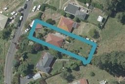 15 Church Hill Road, Green Island, Dunedin