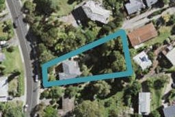 38 Derwent Crescent, Titirangi, Auckland