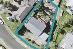 9 Bert Wilson Place, Cockle Bay, Auckland