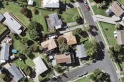 2/41 Ennis Avenue, Pakuranga Heights, Auckland